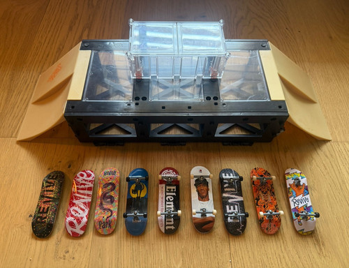 Tech deck foldable fingerboard - tech,