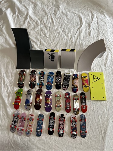Mixed fingerboard lot - fingerboard, 24